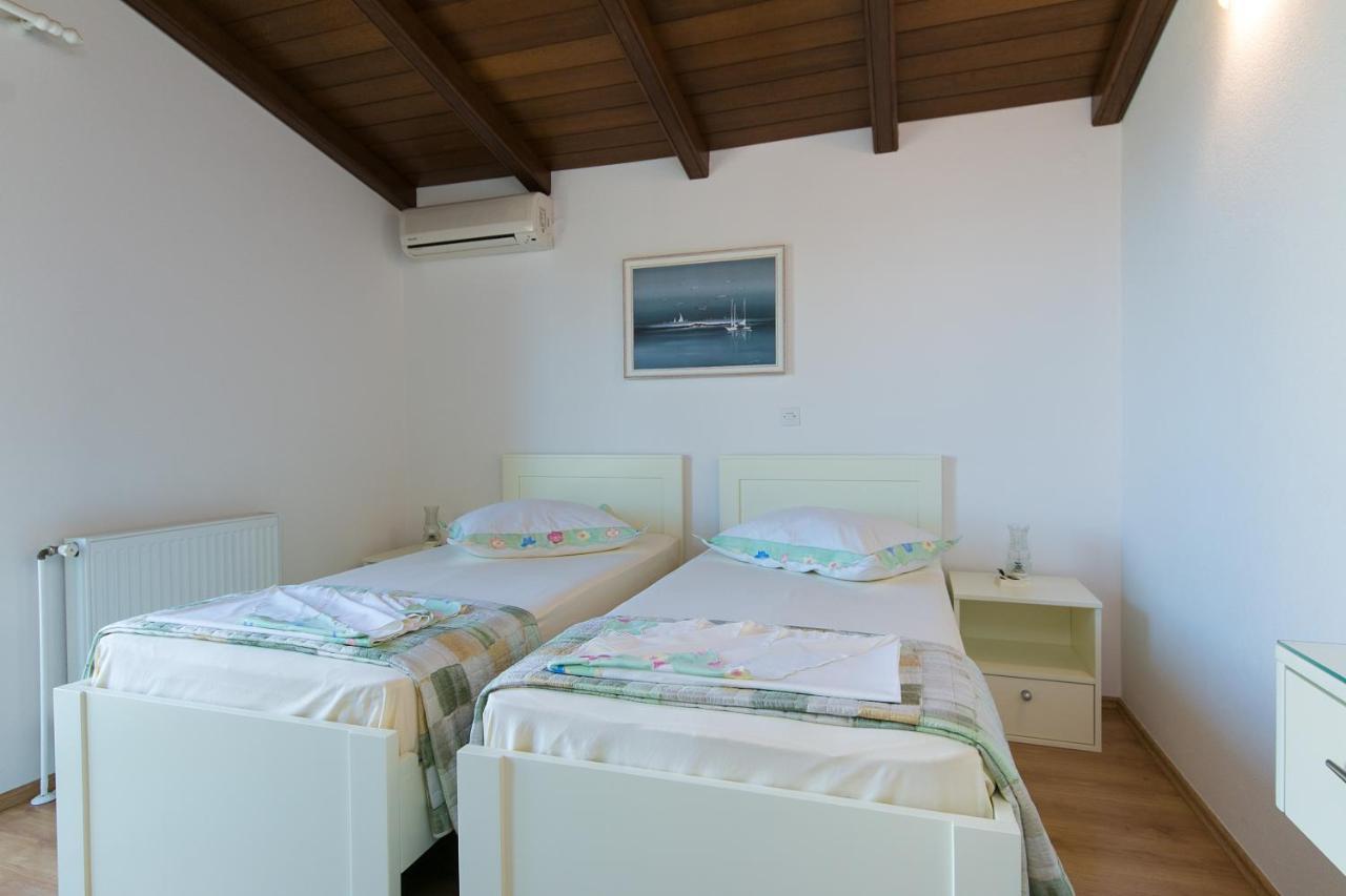 Apartment Brela 2717C Bagian luar foto